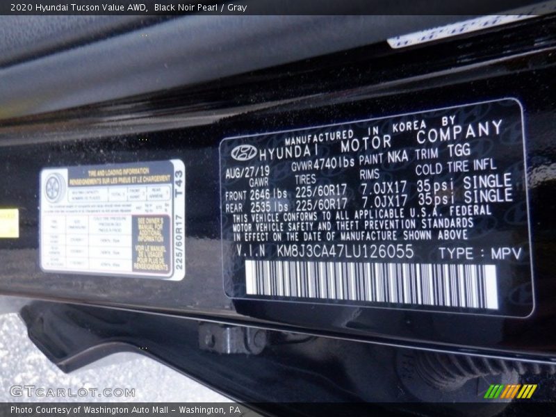 Black Noir Pearl / Gray 2020 Hyundai Tucson Value AWD