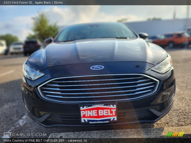 Agate Black / Ebony 2020 Ford Fusion SE