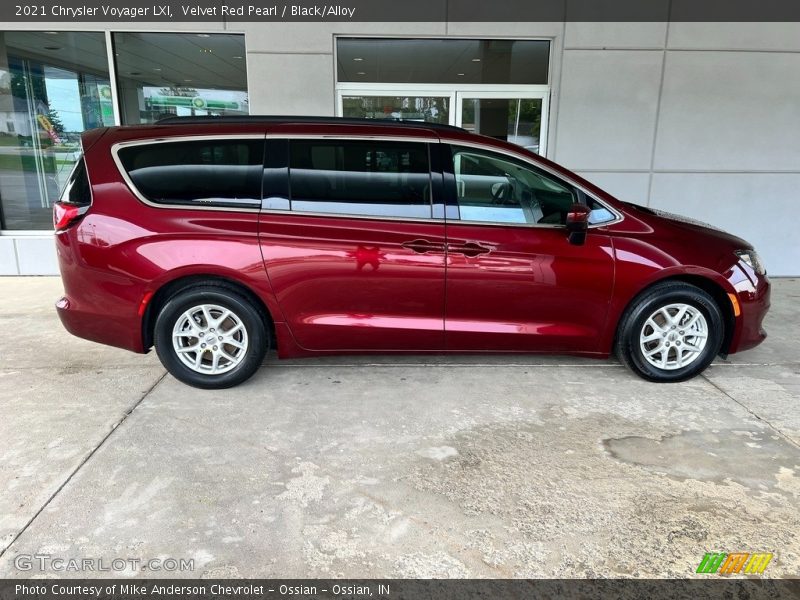 Velvet Red Pearl / Black/Alloy 2021 Chrysler Voyager LXI