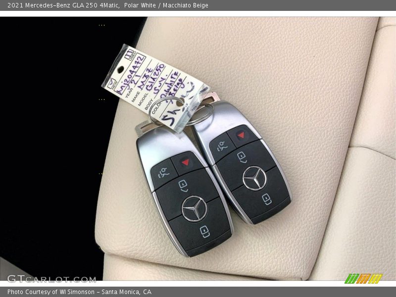 Polar White / Macchiato Beige 2021 Mercedes-Benz GLA 250 4Matic