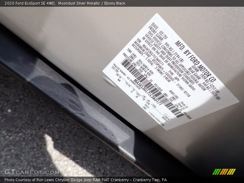 Moondust Silver Metallic / Ebony Black 2020 Ford EcoSport SE 4WD
