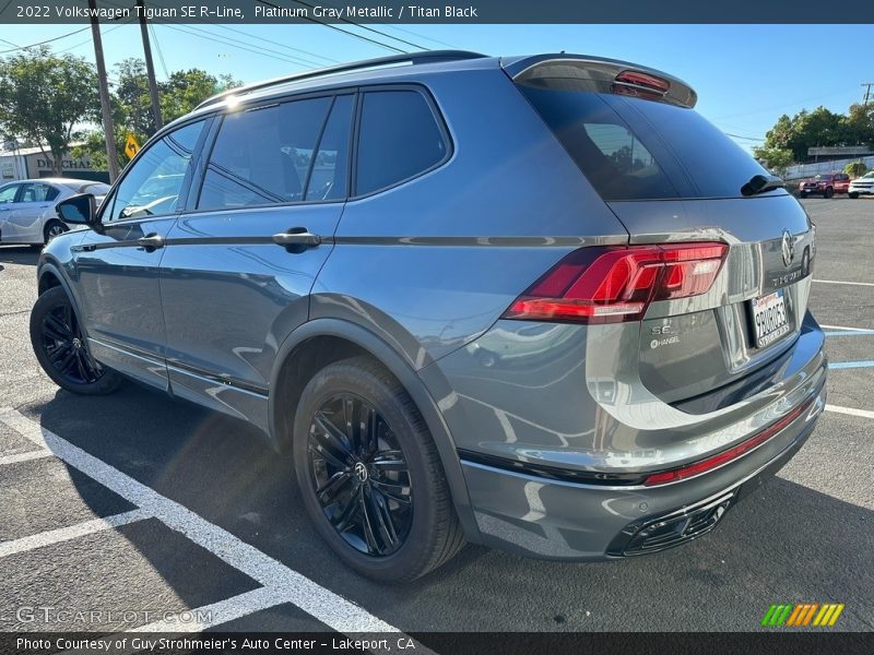 Platinum Gray Metallic / Titan Black 2022 Volkswagen Tiguan SE R-Line