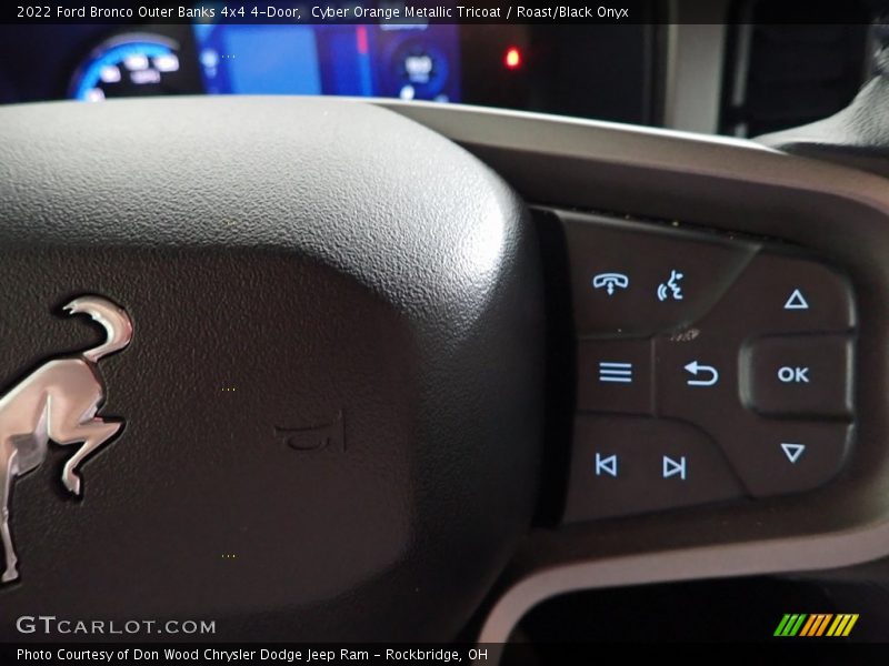  2022 Bronco Outer Banks 4x4 4-Door Steering Wheel