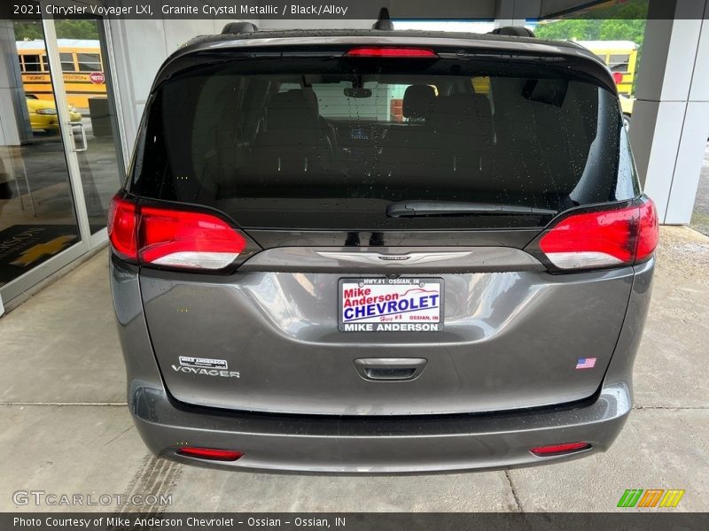 Granite Crystal Metallic / Black/Alloy 2021 Chrysler Voyager LXI