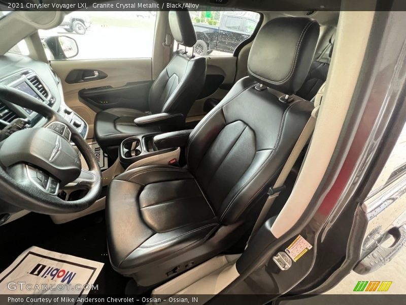 Granite Crystal Metallic / Black/Alloy 2021 Chrysler Voyager LXI