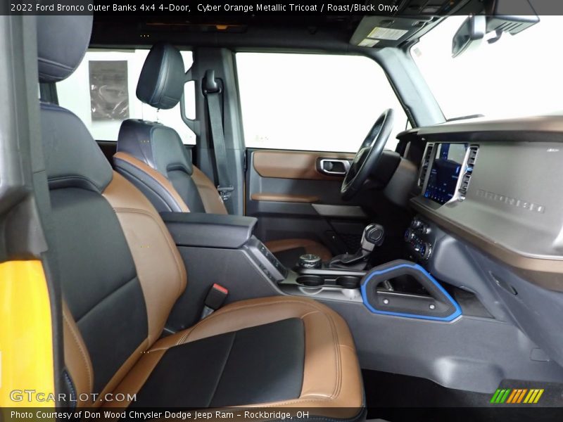 Front Seat of 2022 Bronco Outer Banks 4x4 4-Door