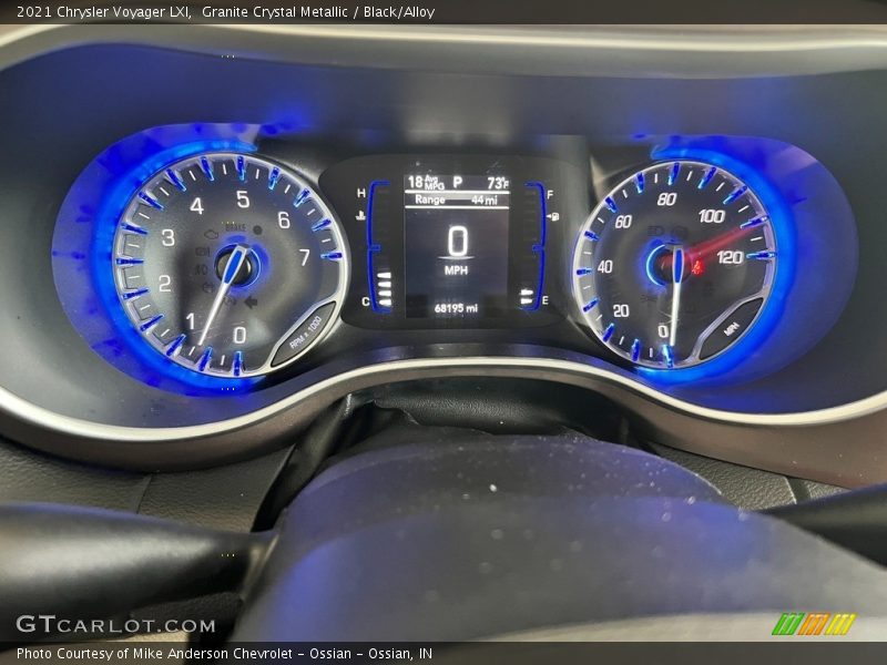 Granite Crystal Metallic / Black/Alloy 2021 Chrysler Voyager LXI