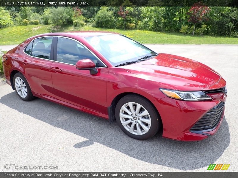 Ruby Flare Pearl / Black 2020 Toyota Camry LE