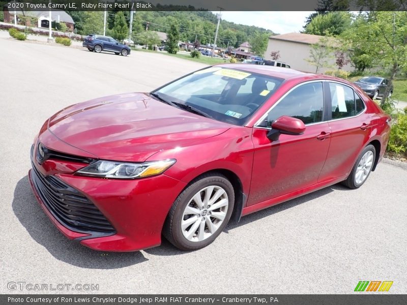 Ruby Flare Pearl / Black 2020 Toyota Camry LE