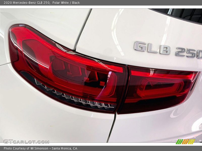 Polar White / Black 2020 Mercedes-Benz GLB 250