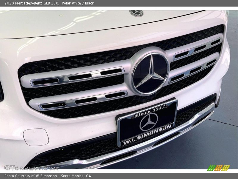 Polar White / Black 2020 Mercedes-Benz GLB 250