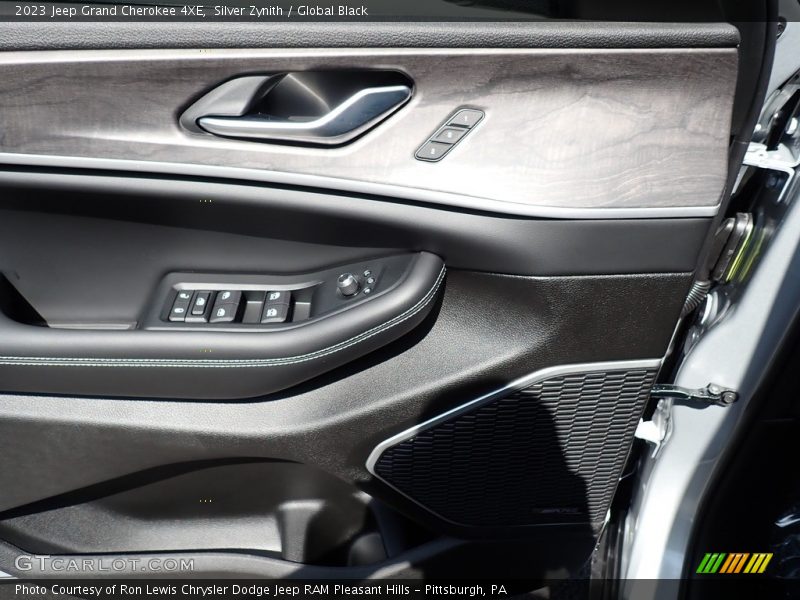 Door Panel of 2023 Grand Cherokee 4XE
