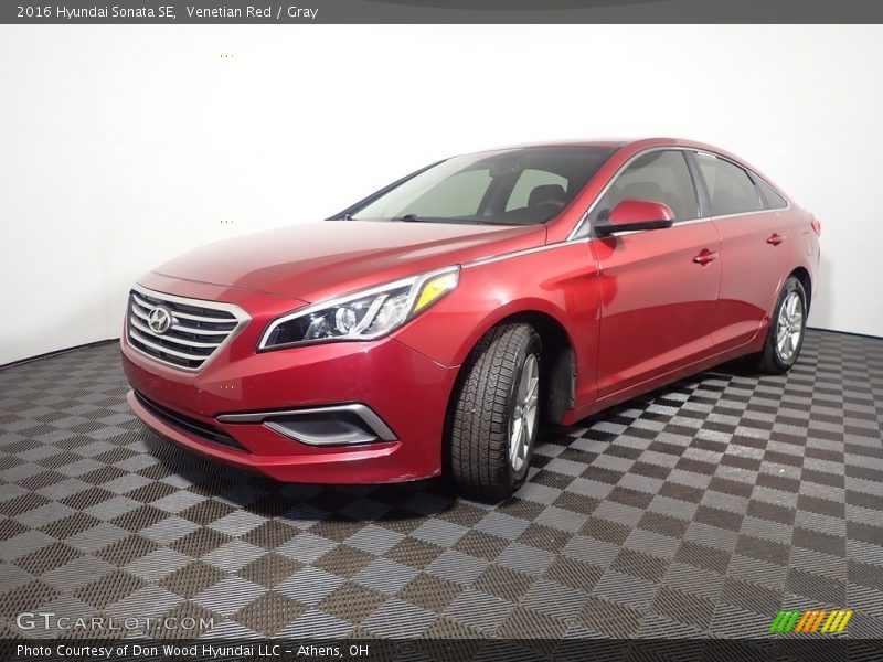 Venetian Red / Gray 2016 Hyundai Sonata SE