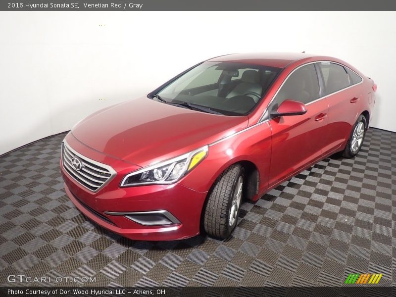 Venetian Red / Gray 2016 Hyundai Sonata SE
