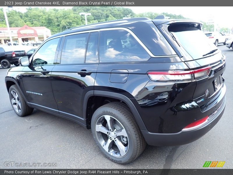 Diamond Black Crystal Pearl / Global Black 2023 Jeep Grand Cherokee 4XE