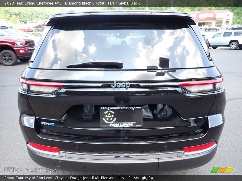 Diamond Black Crystal Pearl / Global Black 2023 Jeep Grand Cherokee 4XE