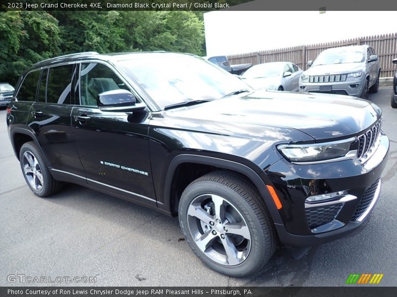 Diamond Black Crystal Pearl / Global Black 2023 Jeep Grand Cherokee 4XE