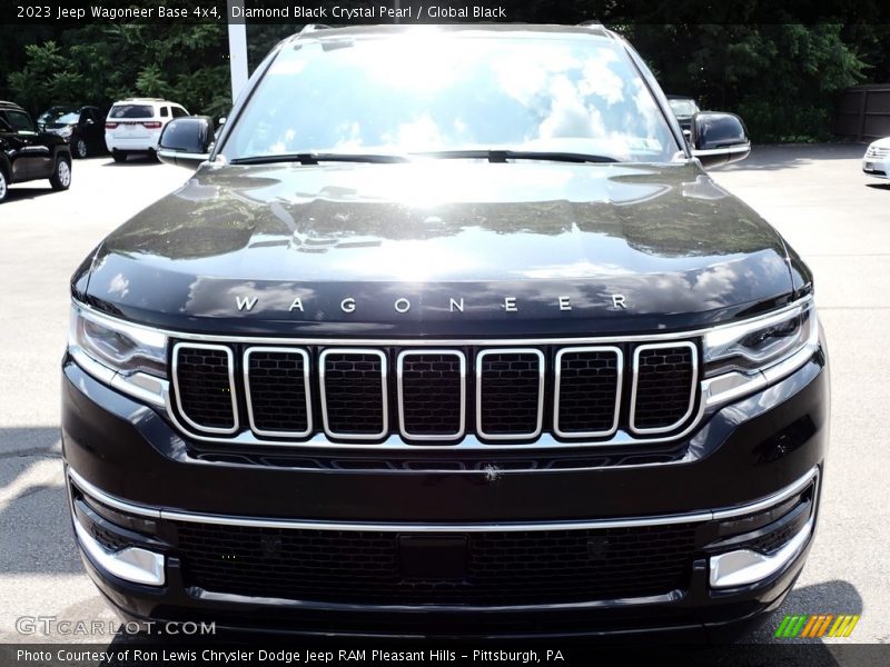 Diamond Black Crystal Pearl / Global Black 2023 Jeep Wagoneer Base 4x4