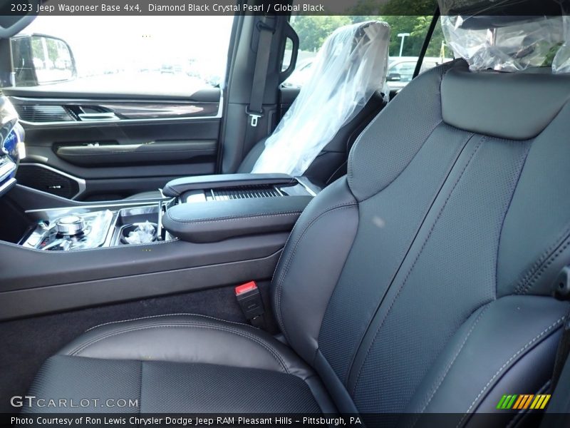 Diamond Black Crystal Pearl / Global Black 2023 Jeep Wagoneer Base 4x4