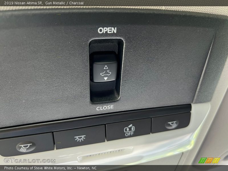 Gun Metallic / Charcoal 2019 Nissan Altima SR