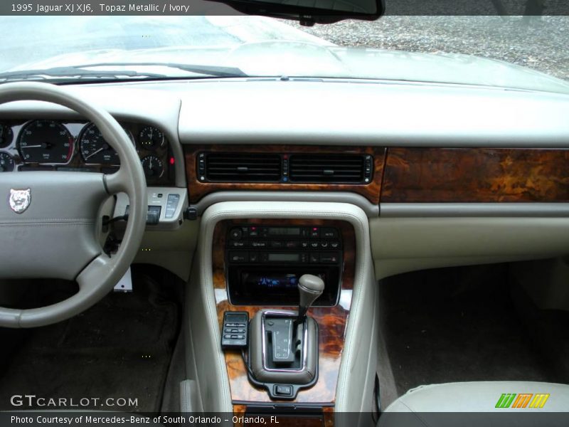 Topaz Metallic / Ivory 1995 Jaguar XJ XJ6