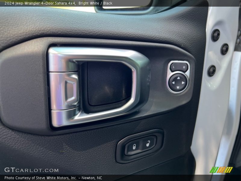 Bright White / Black 2024 Jeep Wrangler 4-Door Sahara 4x4