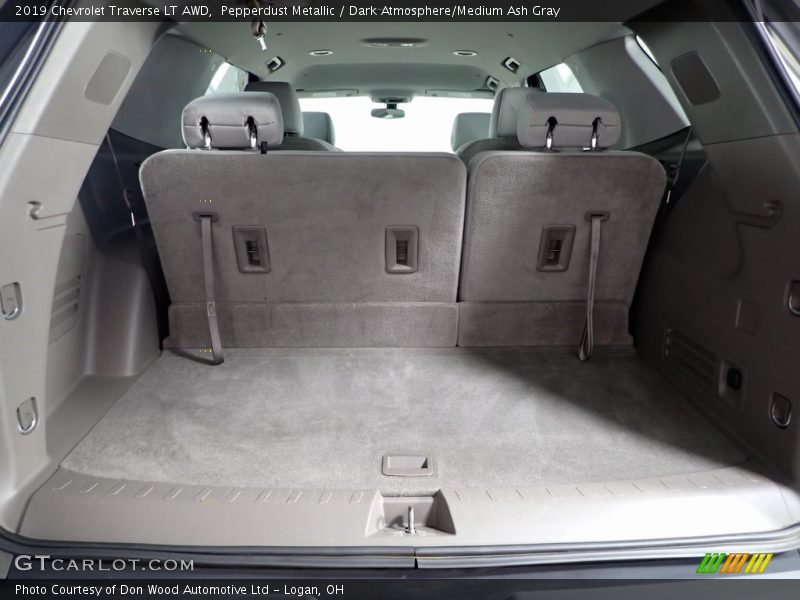 Pepperdust Metallic / Dark Atmosphere/Medium Ash Gray 2019 Chevrolet Traverse LT AWD