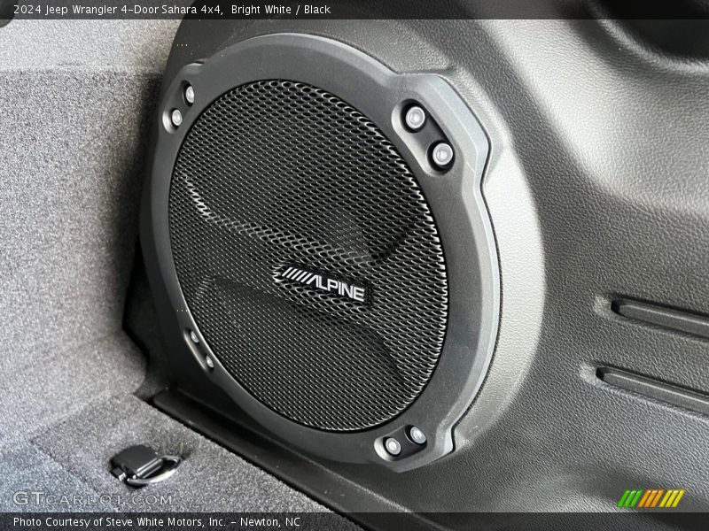 Audio System of 2024 Wrangler 4-Door Sahara 4x4