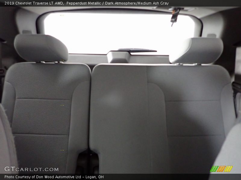 Pepperdust Metallic / Dark Atmosphere/Medium Ash Gray 2019 Chevrolet Traverse LT AWD
