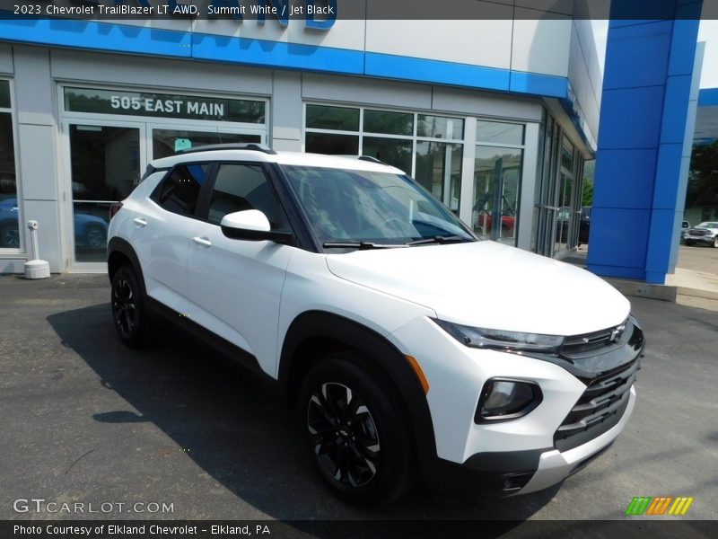 Summit White / Jet Black 2023 Chevrolet TrailBlazer LT AWD