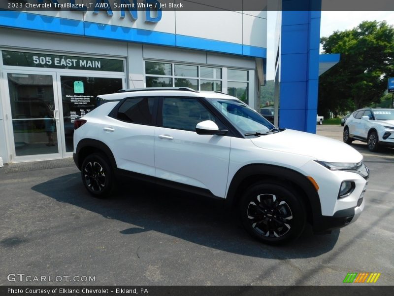 Summit White / Jet Black 2023 Chevrolet TrailBlazer LT AWD