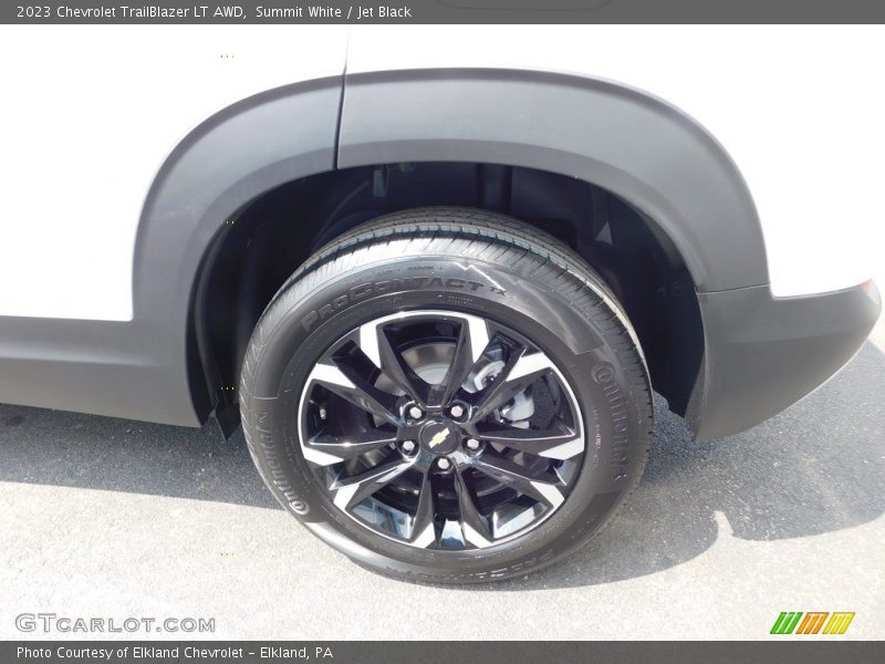 Summit White / Jet Black 2023 Chevrolet TrailBlazer LT AWD