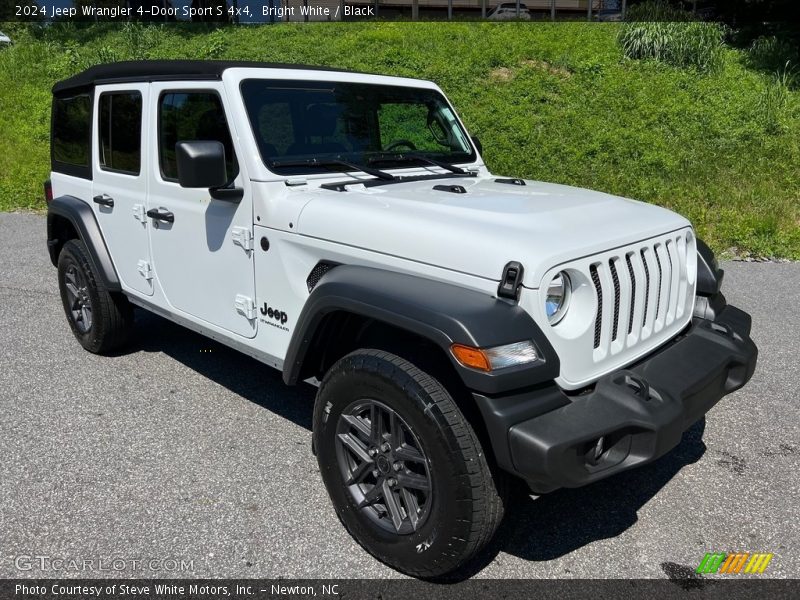 Front 3/4 View of 2024 Wrangler 4-Door Sport S 4x4