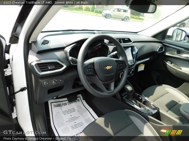 Summit White / Jet Black 2023 Chevrolet TrailBlazer LT AWD