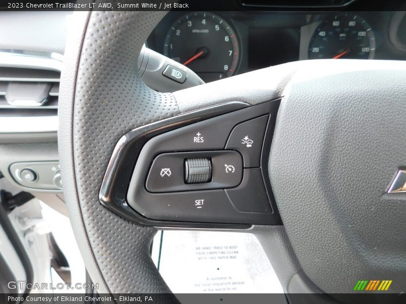 Summit White / Jet Black 2023 Chevrolet TrailBlazer LT AWD
