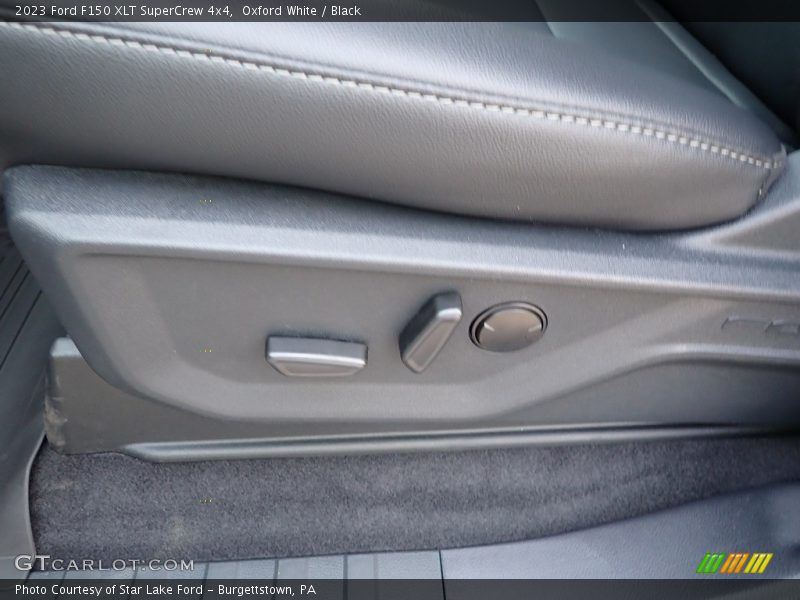 Oxford White / Black 2023 Ford F150 XLT SuperCrew 4x4