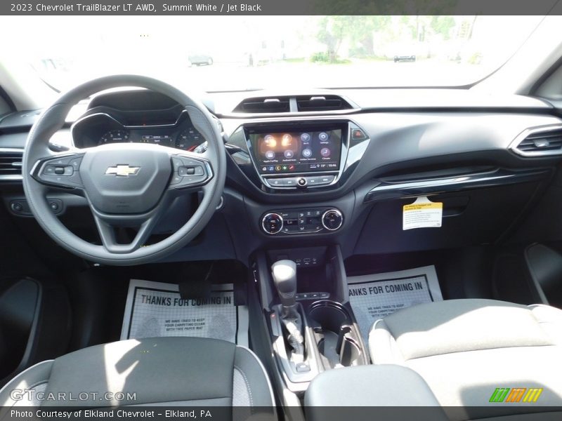 Summit White / Jet Black 2023 Chevrolet TrailBlazer LT AWD
