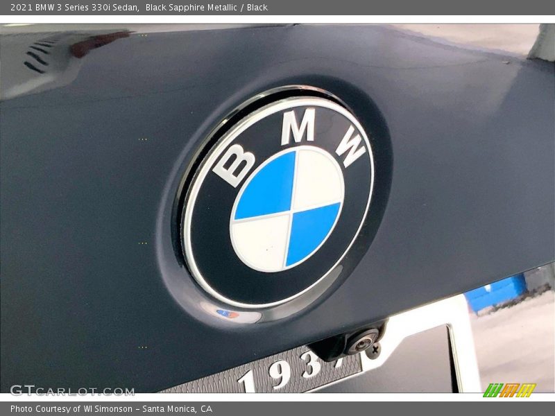 Black Sapphire Metallic / Black 2021 BMW 3 Series 330i Sedan