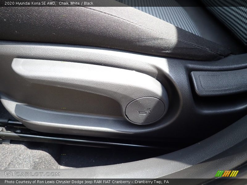 Front Seat of 2020 Kona SE AWD