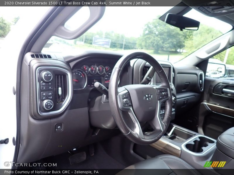 Summit White / Jet Black 2020 Chevrolet Silverado 1500 LT Trail Boss Crew Cab 4x4