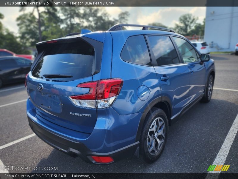 Horizon Blue Pearl / Gray 2020 Subaru Forester 2.5i Premium