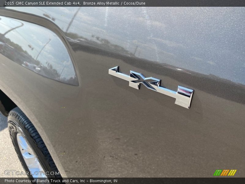 Bronze Alloy Metallic / Cocoa/Dune 2015 GMC Canyon SLE Extended Cab 4x4