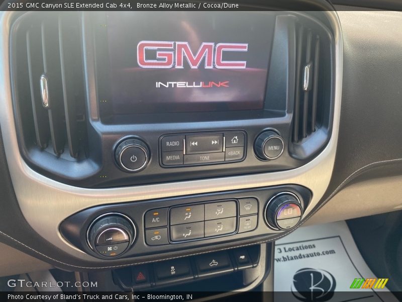 Controls of 2015 Canyon SLE Extended Cab 4x4