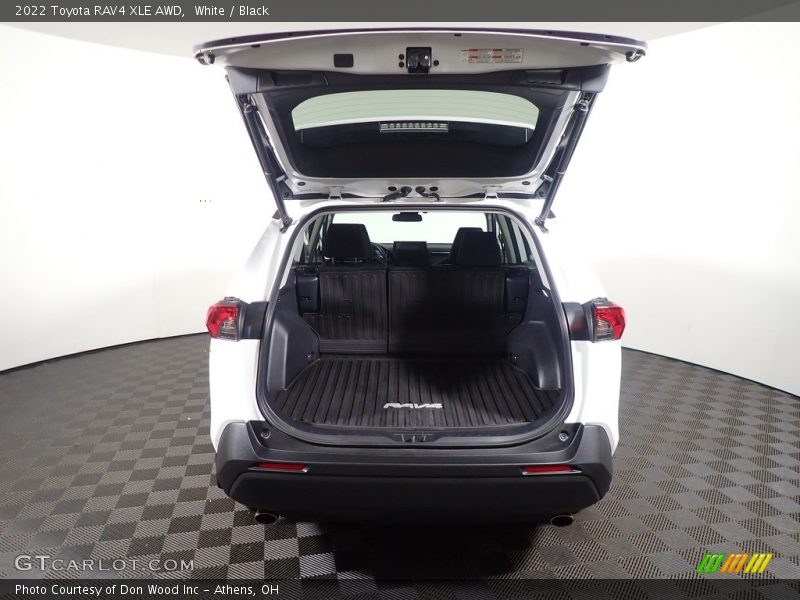 White / Black 2022 Toyota RAV4 XLE AWD