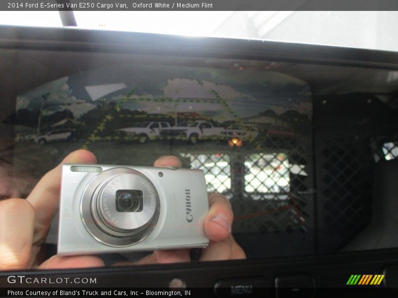 Oxford White / Medium Flint 2014 Ford E-Series Van E250 Cargo Van