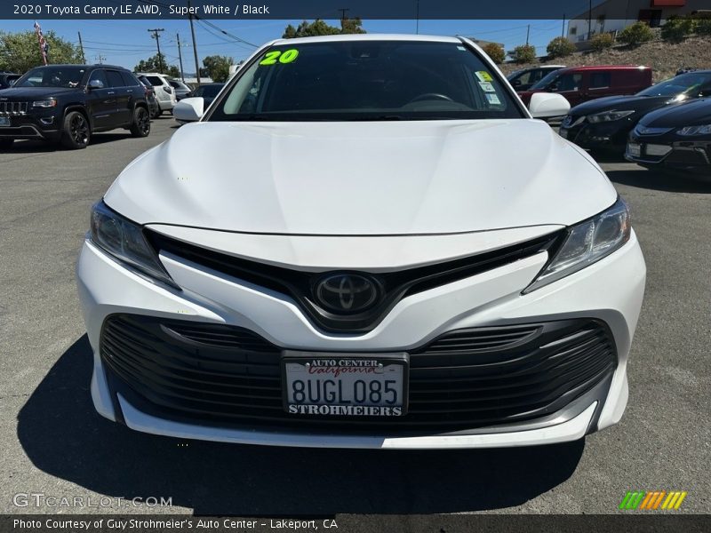 Super White / Black 2020 Toyota Camry LE AWD