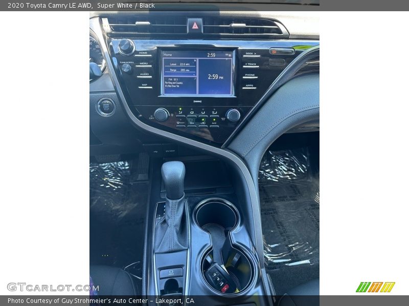 Super White / Black 2020 Toyota Camry LE AWD