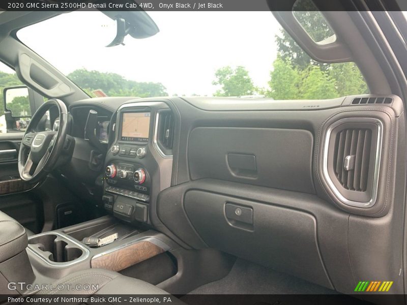 Onyx Black / Jet Black 2020 GMC Sierra 2500HD Denali Crew Cab 4WD