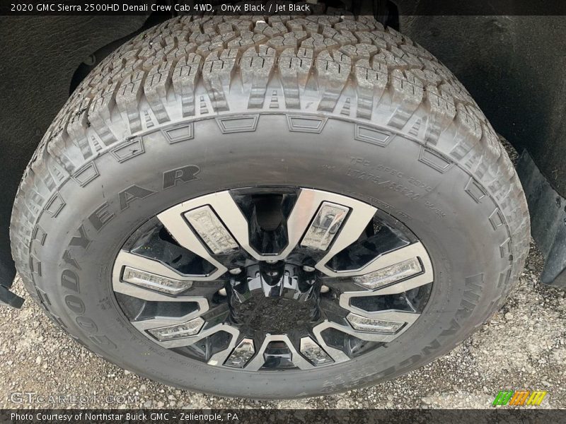  2020 Sierra 2500HD Denali Crew Cab 4WD Wheel