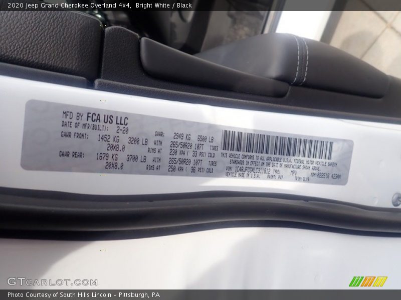 Bright White / Black 2020 Jeep Grand Cherokee Overland 4x4